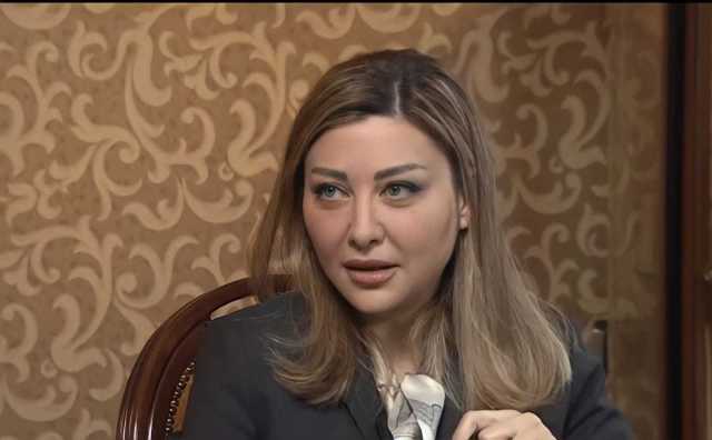 تقارير: زوج لونا الشبل وشقيقها أوقفا قبل أسبوع من الحادثة