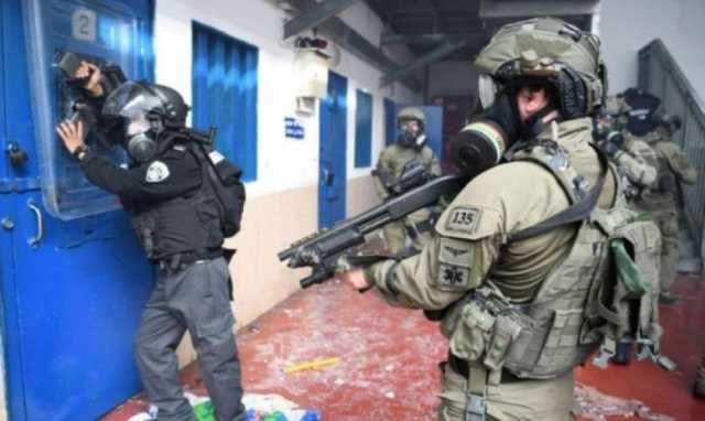 هيئة شؤون الأسرى:إدارة سجون الاحتلال تنكل بالأسرى الفلسطينيين ونخشى من استشهاد المزيد منهم
