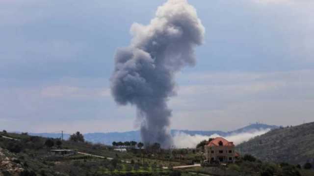 شهيد وجريحان في غارة إسرائيلية استهدفت سيارة جنوب لبنان