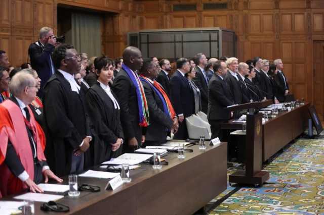 هؤلاء أعضاء فريق جنوب أفريقيا القانوني بمحاكمة إسرائيل