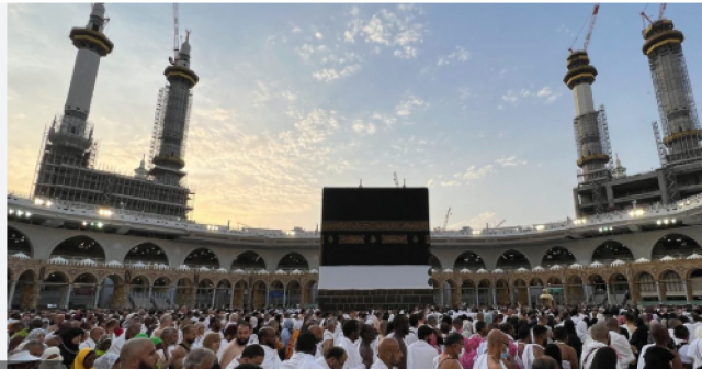 من بينها مصر والأردن .. ما هي الدول التي قررت السعودية وقف التأشيرات لها استعداداً لموسم الحج؟