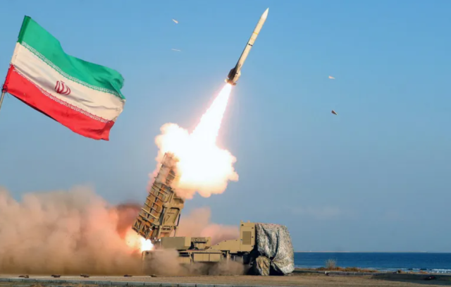 مصادر تؤكد سلامة المخزون النووي وتقول: إيران تعيد بناء قدراتها وإغراق إسرائيل بالصواريخ .. مسألة وقت