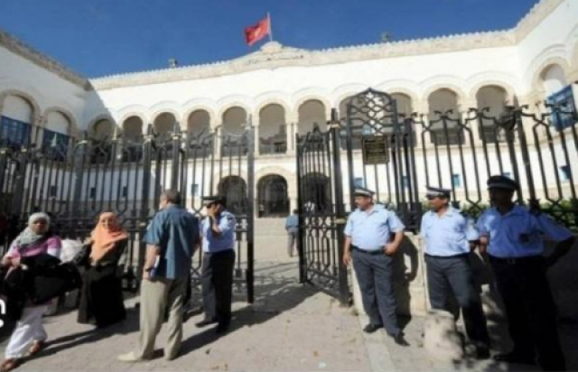 تونس: اعتقال منتمين إلى تنظيم إرهابي ومهربين