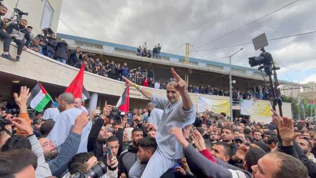 السماح ل100 من 250 أسيرا فلسطينيا من ذوي الأحكام العالية بالخروج للضفة و5 للقدس