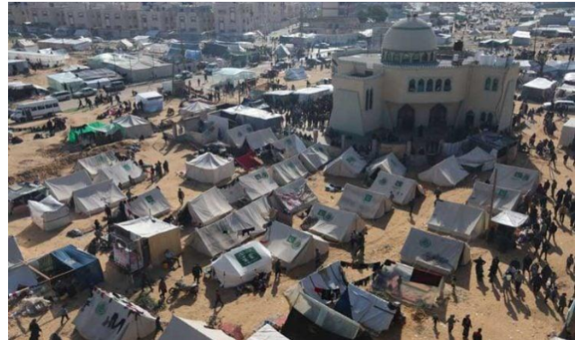 الصحة العالمية: التقارير عن قصف خيام للنازحين برفح فظيعة