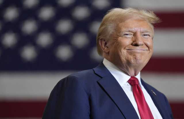 عيد فصح سعيد لجميع المجانين .. من قصد ترامب؟