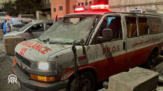 عاجل : بالفيديو: مستشفى الرنتيسي متوقف عن العمل بسبب محاصرته من جيش الاحتلال