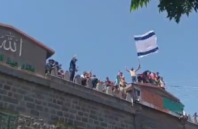 الحوثيون: استهدفنا مطار اللد بصاروخ باليستي فرط صوتي من طراز فلسطين 2
