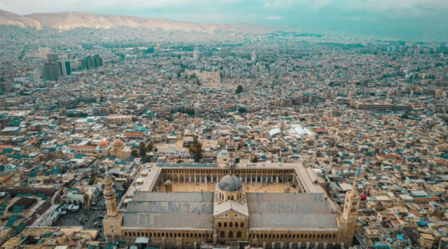 بدء سريان قرار دفع رسوم للدخول إلى سوريا والأردنيون معفيون