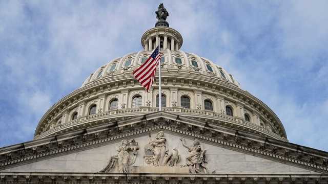 هل توصل “الشيوخ الأميركي” إلى اتفاق لإنهاء أطول إغلاق حكومي؟