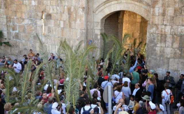 الاحتلال الاسرائيلي يحرم آلاف المسيحيين من الوصول للقدس في أحد الشعانين