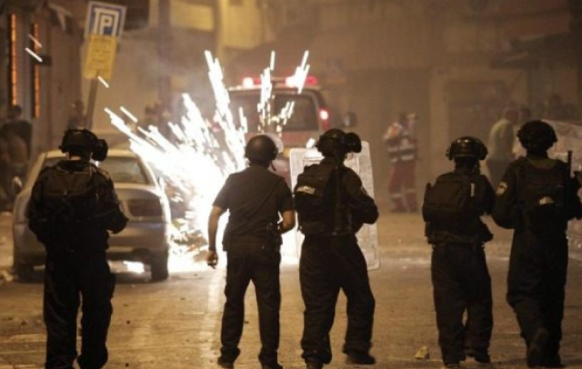 عاجل : اشتباكات مسلحة عقب اقتحام الاحتلال مخيم الفارعة بالضفة الغربية