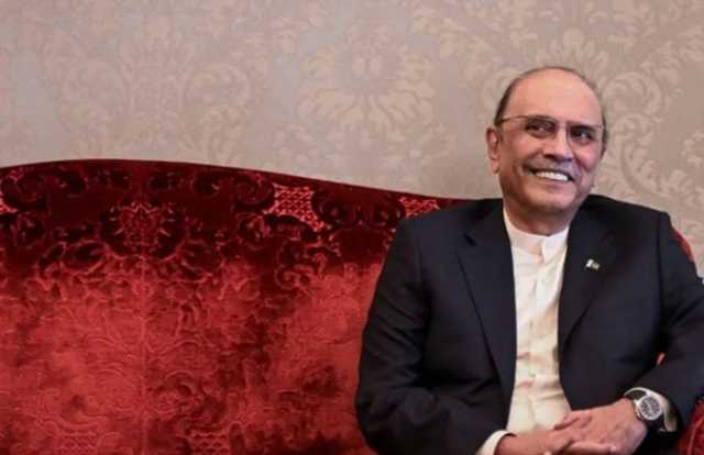 ‏أثار جدلا واسعا .. تعديل دستوري يمنح حصانة دائمة لرئيس باكستان وقائد الجيش