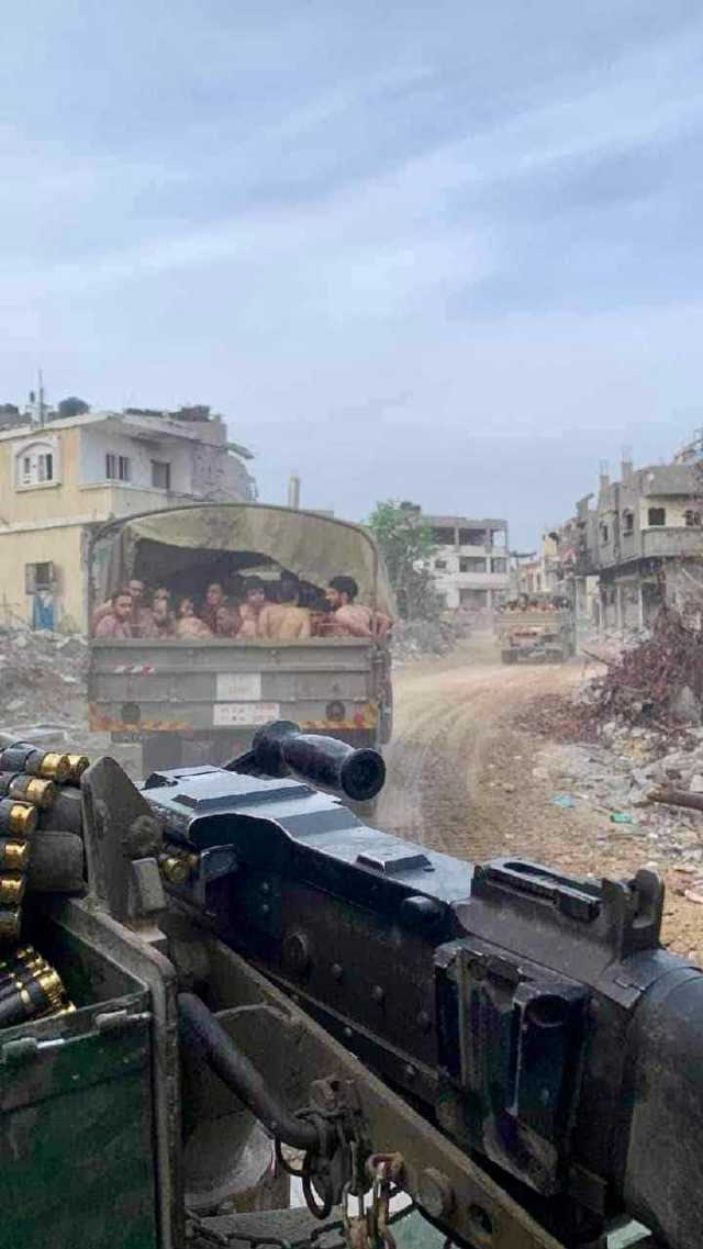 عاجل : اعتقال فلسطينيين من مراكز نزوح شمال غزة بعد تعريتهم