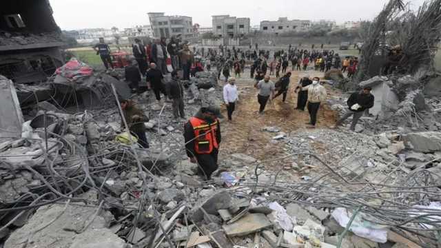 20 شهيدا جراء قصف الاحتلال مناطق عدة في قطاع غزة