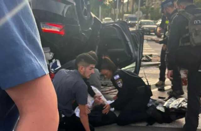 عاجل : بالفيديو .. لحظة انقلاب سيارة بن غفير