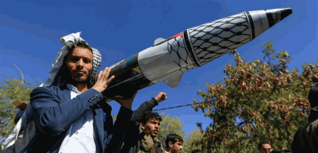 الحوثيون يستحدثون نقطة جباية على واردات عدن