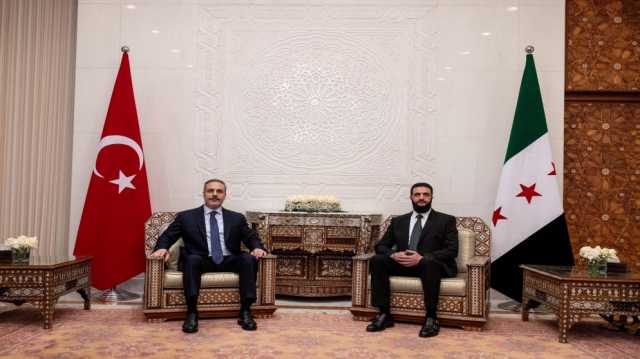 وزير خارجية تركيا من دمشق: لا مكان للمسلحين الأكراد في مستقبل سوريا