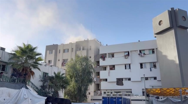 عقب تفجير مرافق فيه .. إسرائيل تنسحب من مستشفى الشفاء