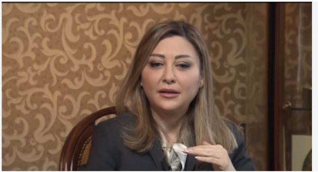 هل يفتح الرئيس السوري تحقيقًا حول رحيل لونا الشبل؟ تساؤلات بعد تقرير جديد