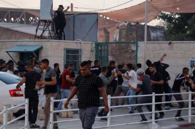 آلاف النازحين بنكبة مُخيَّم جنين وعشرة شهداء.. شهاداتٌ إسرائيليّةٌ تعكِس اليأس من تصفية المقاومة… قائد الاستخبارات: السلطة ليست هدفًا بلْ الحلّ ومصلحتنا الحفاظ عليها… الاحتلال: السلطة اعتقلت مقاومين بطريقهم من نابلس لجنين