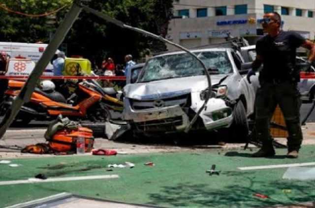 وسائل إعلام إسرائيلية: منفذ هجوم الدهس في تل أبيب فلسطيني دخل إسرائيل بتصريح طبي وكان يعمل حدادا ولم يكن مريضا