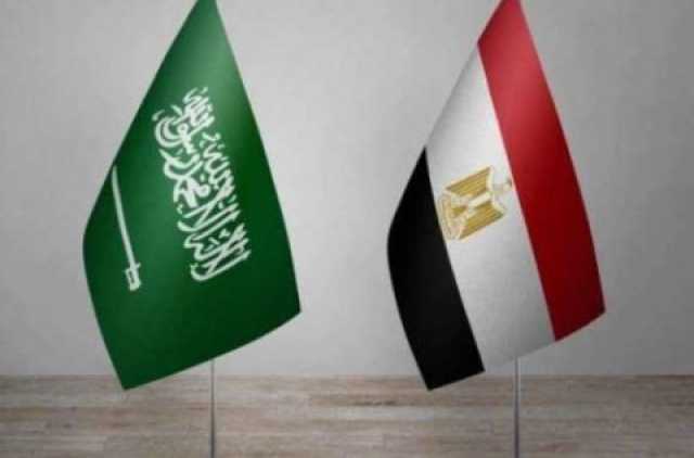 هل بدأ عصر صراع حضارات جديد بين الدول العربية؟ مثقفون مصريون يحذرون من أطماع إسرائيل في مصر والمدينة المنورة.. وباحث يحذّر من مؤامرة لنزوح الأفارقة إلى مصر من الجنوب والغرب