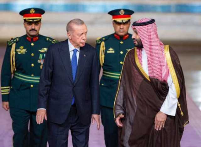 السعودية توافق على شراء طائرات مسيرة تركية خلال زيارة أردوغان وتوقيع عقود اقتصادية بين البلدين