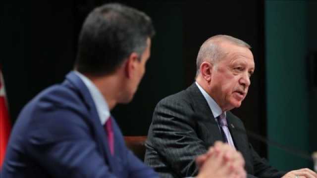 المحلل الروسي رسلان سليمانوف: تركيا تختبر الخطوط الحمراء الروسية بالتقارب مع الغرب