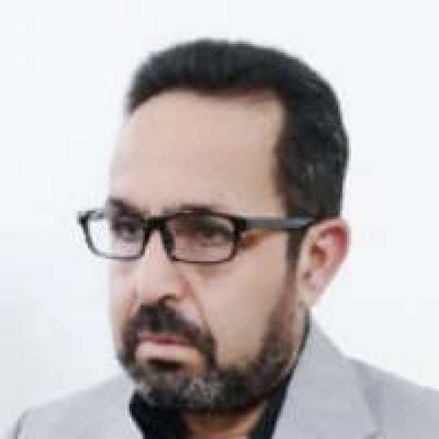 عبدالناصر عليوي العبيدي: عـَـيْــنَـانِ خَــضْــراونِ كَــالْأَلْـمَـاسِ