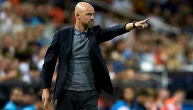 مدرب مانشستر يونايتد غير قلق من انتقال النجوم للدوري السعودي