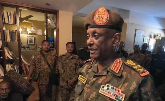 العطا يتحدث أمام القوات المقاتلة بأم درمان وودادي سيدنا العسكرية عن بشائر النصر
