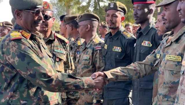 البرهان يحسم أمر لقاء حمدوك بالخارج ويحدد شروطًا للتفاوض ويهاجم الإيغاد