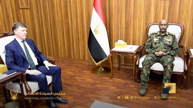 مبعوث بريطاني يصل بورتسودان ويكشف لـ”البرهان” أهداف مؤتمر لندن