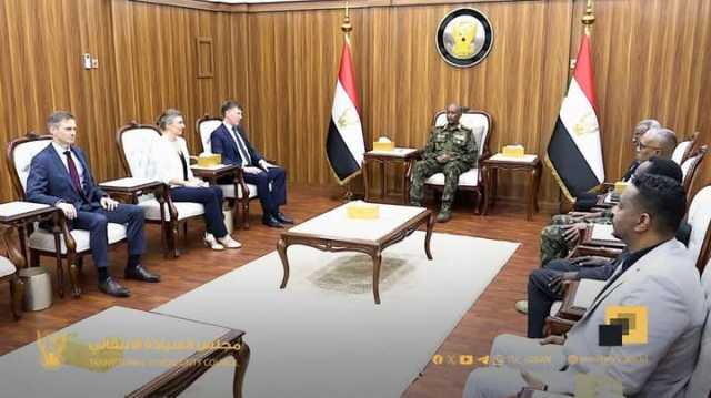 البرهان يؤكد لـ”المبعوث البريطاني” حاجة الشعب السوداني لوقف الإنتهاكات لا المؤتمرات