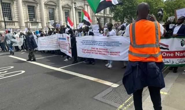 مشاركة الإمارات في مؤتمر خاص بالسودان تفجر الأزمات.. وتحذير شديد اللهجة لـ”الحكومة البريطانية”