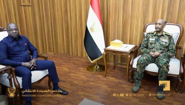 مدير المخابرات المالي يصل بورتسودان ويسلم رسالة الى البرهان