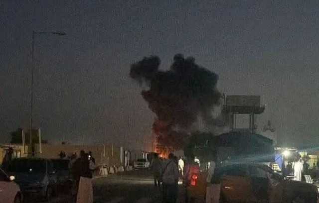 مسيرات تستهدف مطار بورتسودان والقاعدة الجوية وتعليق الرحلات الجوية والجيش يعلق