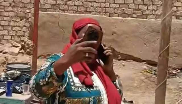 طرد سيدة سودانية من قرية مصرية بتهمة أعمال منافية ومحظورة