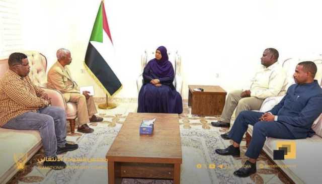 “مجلس السيادة” يتعهد بإعادة البريق إلى ناقل وطني مهم
