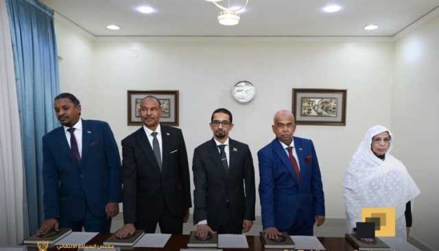 قسم ووزراء جدد أمام رئيس مجلس السيادة