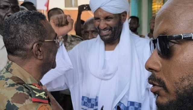 عبد الرحمن المهدي يرد على بيان حزب الأمة ويتوعد.. هل يسعى لخلافة والده في الحزب؟