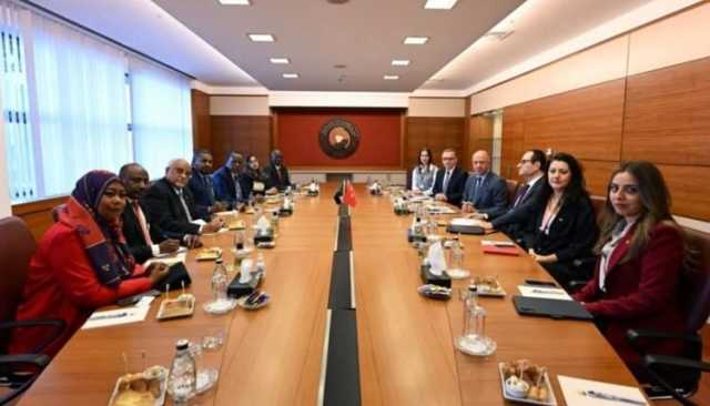 السودان يقدم حزمة استثمارات لتركيا بينها مصفاة حديثة للذهب