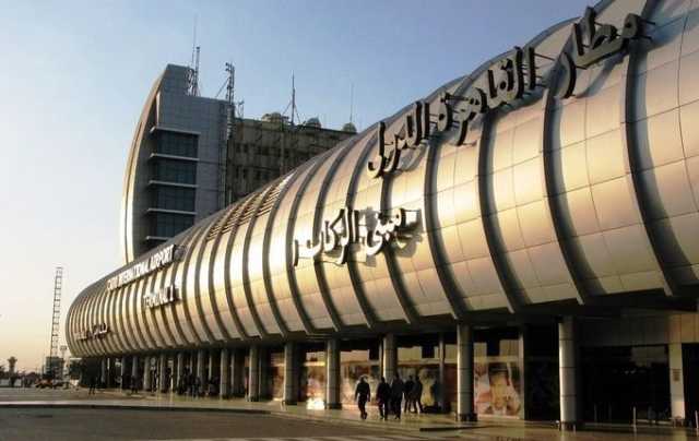 سخط وسط مئات السودانيين بعد محاصرة بين البحرين والقاهرة وإلغاء تأشيرات وحجوزات