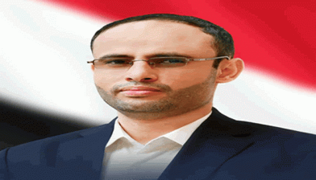 الرئيس المشاط يعزّي الرئيس الإيراني في ضحايا الانفجار بميناء الشهيد رجائي