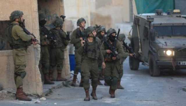 حملة اعتقالات صهيونية واسعة بالضفة والقدس المحتلتين