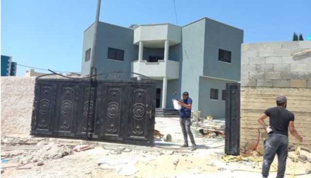 العدو الصهيوني يسلّم إخطارات بهدم عدة منازل ومنشآت في القدس و بلدة قراوة