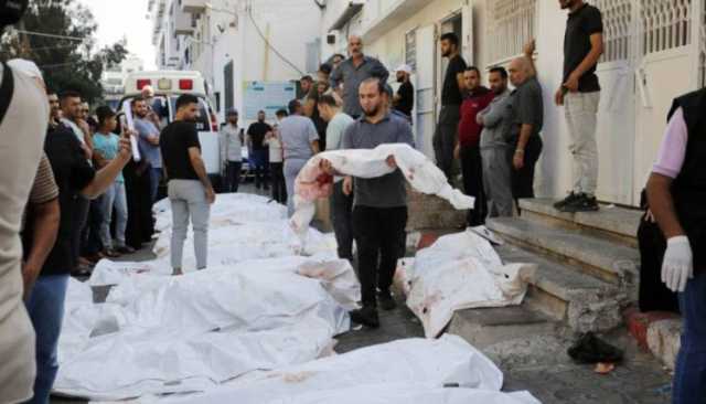 بعد ان طلب منهم العدو الصهيوني النزوح قام بقصفهم.. مشاهد قاسية جدا لمجزرة النازحين عصر الجمعة شرقي غزة (فيديو وتفاصيل)