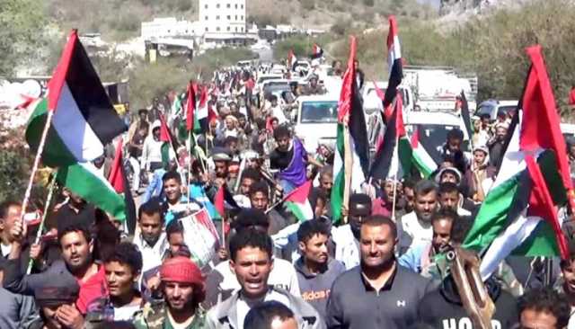 تحت شعار “لستم وحدكم”.. مسيرة حاشدة في جبن بالضالع تنديداً بجرائم العدو الصهيوني بحق الشعب الفلسطيني