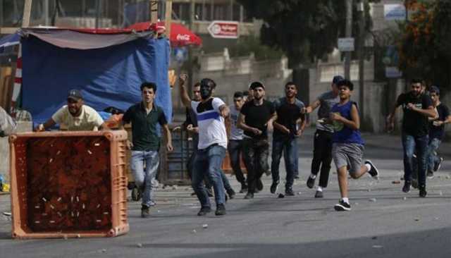 مواجهات مع الاحتلال في مخيم الأمعري جنوب رام الله